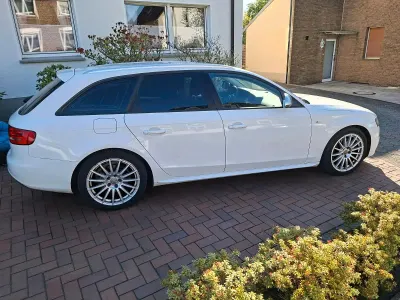 Gebraucht Audi A4 S-Line 211 PS (155 kW) 2009 Weiß Kombi