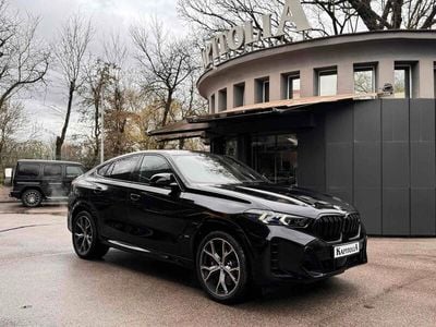 Gebraucht BMW X6 M Sport 530 PS (389 kW) 2024 Schwarz SUV