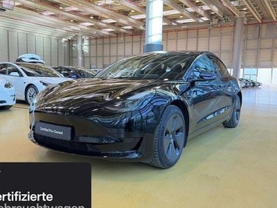Schwarz Gebraucht 2021 Tesla Model 3 Standard Range Limousine | 24.800 € (Fairer Preis)