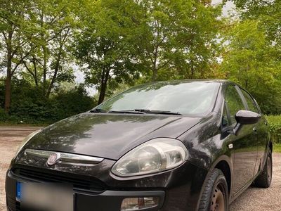 gebraucht Fiat Grande Punto 1.4 Benziner 4-Türer 2010 TÜV 09/25