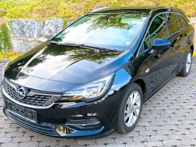 Gebraucht Opel Astra 131 PS (96 kW) 2020 Schwarz Limousine