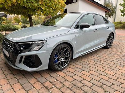 Gebraucht Audi RS3 Performance 407 PS (299 kW) 2023 Grau Limousine
