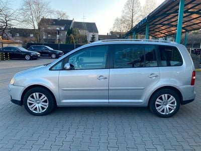 Second-hand VW Touran 105 CP (77 kW) 2004 Monovolum