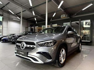 Gebraucht Mercedes GLA200 163 PS (119 kW) 2024 Mountaingrau  met. (metallic) SUV
