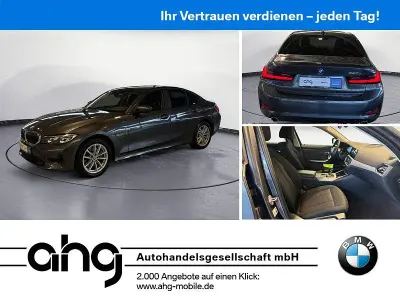 Gebraucht BMW 320 Advantage 163 PS (119 kW) 2022 Grau Limousine