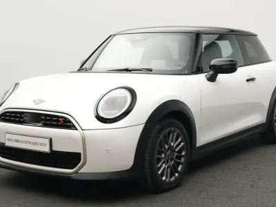 Gebraucht Mini Cooper S Favoured 204 PS (150 kW) 2025 Weiß Kleinwagen