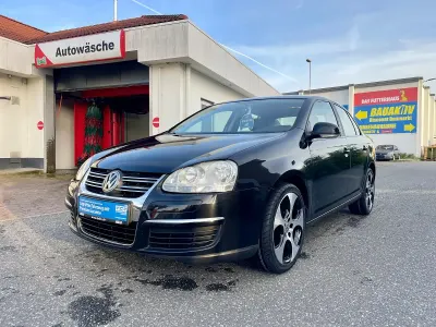 Gebraucht VW Jetta 102 PS (75 kW) 2005 Schwarz Limousine