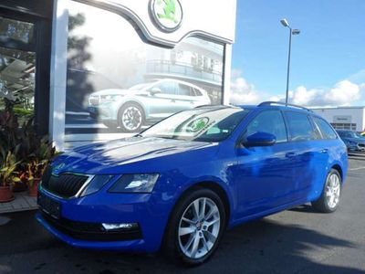 gebraucht Skoda Octavia Combi Clever 2.0 TDI DSG, Frontscheibe heizbar