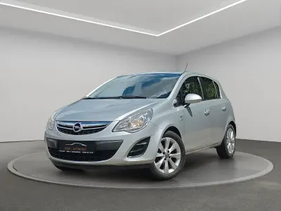 Gebraucht Opel Corsa Active 87 PS (63 kW) 2013 Silber Kleinwagen