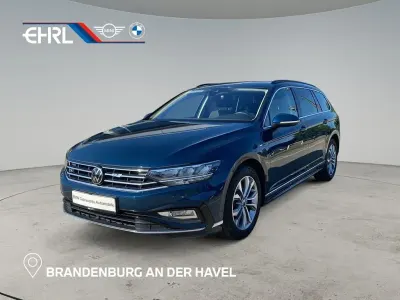 Gebraucht VW Passat Business 150 PS (110 kW) 2023 Blau Kombi