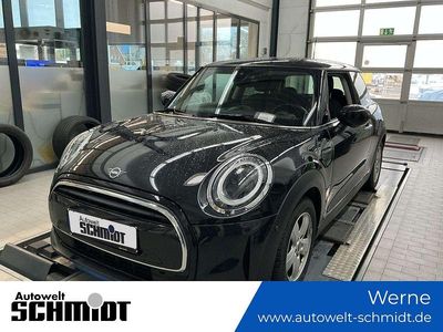 Gebraucht Mini Cooper Essential 136 PS (100 kW) 2024 Midnight black metallic Kleinwagen