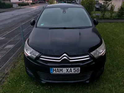 Gebraucht Citroën C4 120 PS (88 kW) 2012 Schwarz Kleinwagen