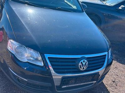 Gebraucht VW Passat 140 PS (102 kW) 2008 Schwarz Kombi
