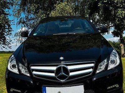 Schwarz Gebraucht 2011 Mercedes E350 AMG Coupé | 17.999 € (Teuer)