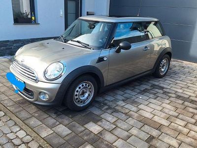 Beige Gebraucht 2010 Mini ONE Kleinwagen | 4.799 € (Fairer Preis)