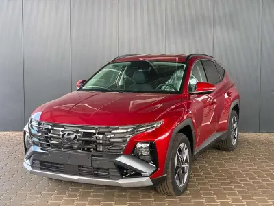 Neu Hyundai Tucson Comfort 160 PS (117 kW) 2025 Ultimate red SUV