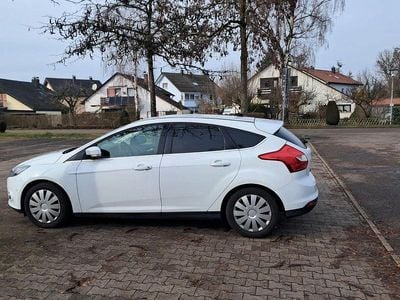 Gebraucht Ford Focus Titanium 150 PS (110 kW) 2011 Weiß Limousine