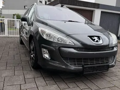 Gebraucht Peugeot 308 SW Premium 156 PS (114 kW) 2011 Grau Kombi