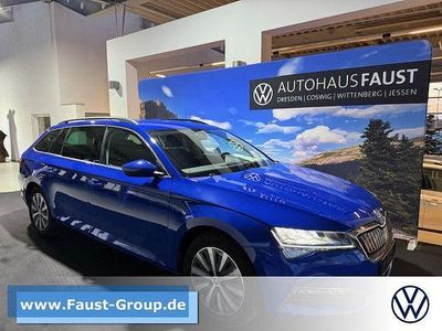 Blau Gebraucht 2023 Skoda Superb Ambition Kombi | 29.950 € (Fairer Preis)