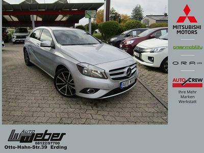 Gebraucht Mercedes A200 Urban 136 PS (100 kW) 2015 Silber Limousine