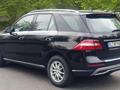 Usata Mercedes ML250 204 CV (150 kW) 2012 Nero SUV