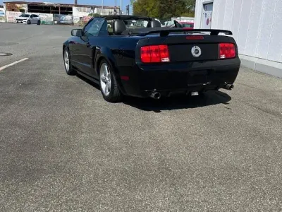 Gebraucht Ford Mustang 305 PS (224 kW) 2007 Schwarz Cabrio