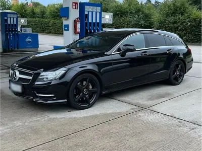 Używany Mercedes CLS350 AMG 265 KM (194 kW) 2013 Czarny Kombi