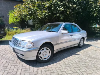 Gebraucht Mercedes C240 Elegance 170 PS (125 kW) 1997 Silber Limousine
