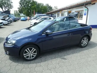Gebraucht VW Golf Cabriolet 105 PS (77 kW) 2012 Blau Cabrio