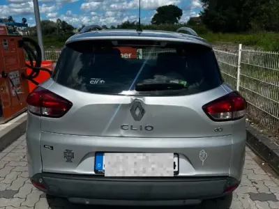 Gebraucht Renault Clio IV 90 PS (66 kW) 2015 Silber Limousine