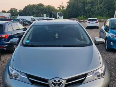 Gebraucht Toyota Auris Cool 90 PS (66 kW) 2014 Silber Kombi
