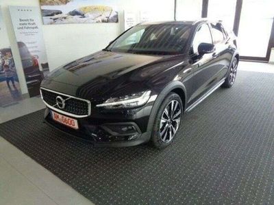 gebraucht Volvo V60 CC Pro AWD*STHZ*ACC*BLIS*