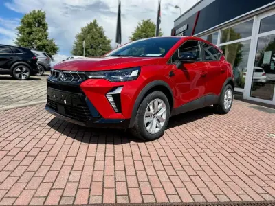 Neu Mitsubishi ASX 91 PS (66 kW) 2025 Aurorarot SUV