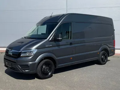 Neu MAN TGE 177 PS (130 kW) 2026 Grau Van