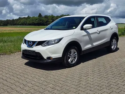 Gebraucht Nissan Qashqai Acenta 131 PS (96 kW) 2014 Brilliant white (m) SUV