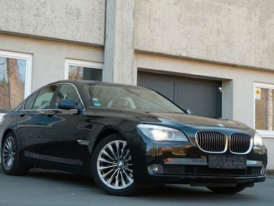 BMW 730