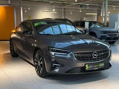 Gebraucht Opel Insignia Business 170 PS (125 kW) 2022 Mondstein grau/e:vulkan grau Limousine