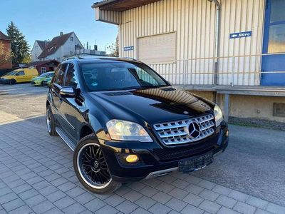 Second-hand Mercedes ML320 224 CP (164 kW) 2008 Negru SUV