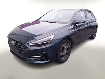 Gebraucht Hyundai i30 Trend 159 PS (116 kW) 2022 Dark teal metallic Limousine