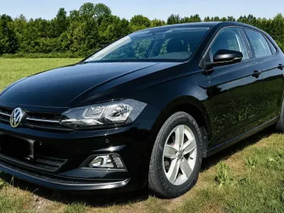 Gebraucht VW Polo Comfortline 95 PS (69 kW) 2018 Schwarz Kleinwagen