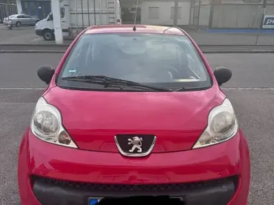 Gebraucht Peugeot 107 Filou 68 PS (50 kW) 2007 Rot Kleinwagen
