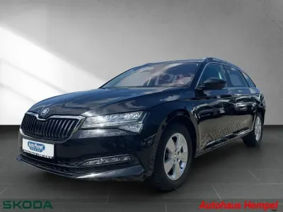 Gebraucht Skoda Superb Ambition 150 PS (110 kW) 2023 Schwarz Kombi