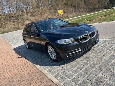 Usata BMW 520 Luxury Line 190 CV (139 kW) 2016 Nero Station wagon