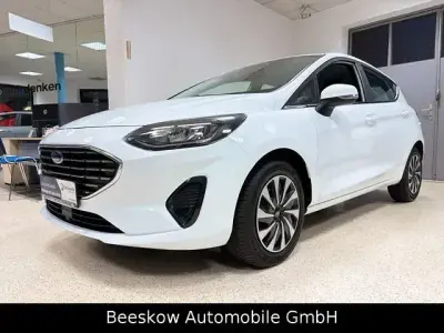 Gebraucht Ford Fiesta Titanium 101 PS (74 kW) 2023 Weiß Kleinwagen
