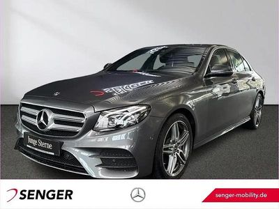 Grau Gebraucht 2019 Mercedes E200 AMG line Limousine | 28.030 € (Etwas zu teuer)