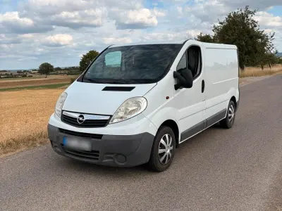 Gebraucht Opel Vivaro 90 PS (66 kW) 2008 Weiß Van / Kleinbus