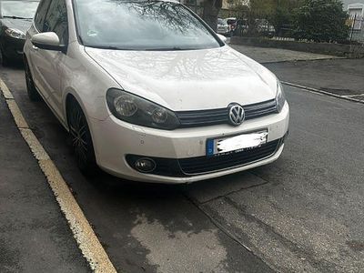 Usata VW Golf VI Comfortline 122 CV (89 kW) 2009 Bianco Utilitaria