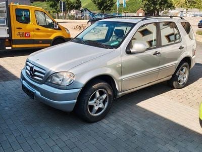 Mercedes ML320