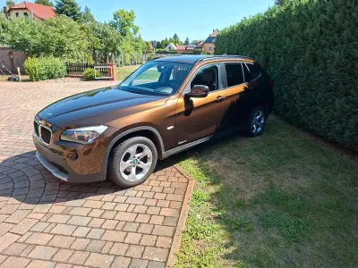 Gebraucht BMW X1 150 PS (110 kW) 2011 Braun SUV
