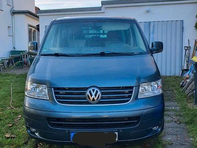 Grau Gebraucht 2008 VW Multivan Van | 9.000 €